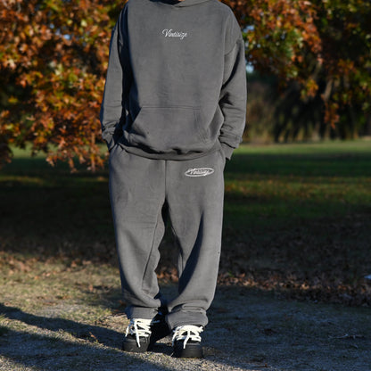 Conjunto Gris Oscuro - The Core Collection